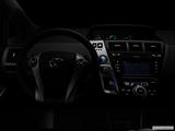  Centered wide dash shot photo